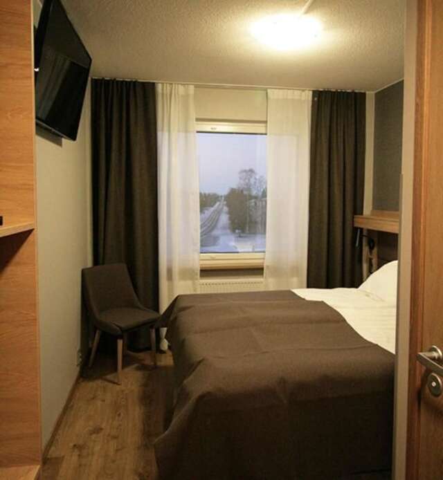 Отель Hotelli Toivola Кеми-50
